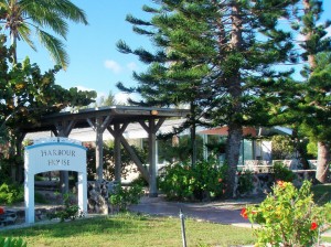 Harbour House Restaurant at Chub Cay Club